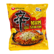 Лапша Nongshim Рамен Шин с сыром stir-fry 136 г - фото №1