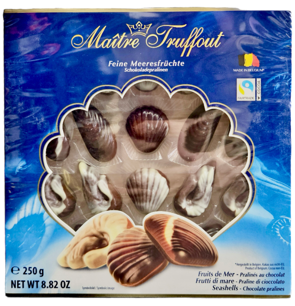 Шоколадные конфеты пралине Maitre Truffout «Морские синие ракушки» 250 г - фото